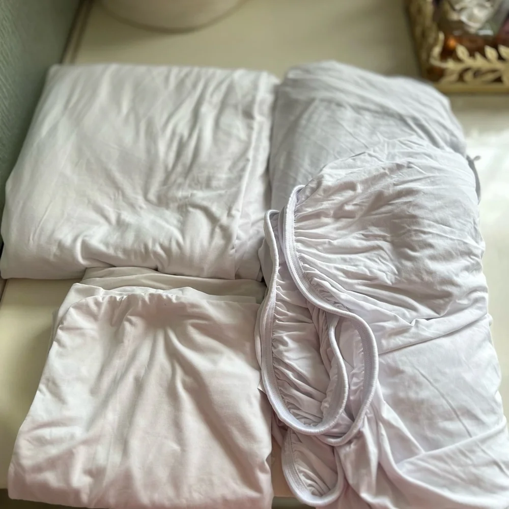 Crisp White Cotton Sheets for a Minimalist Look SPLIT KING